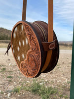 Tooled Axis Round Purse